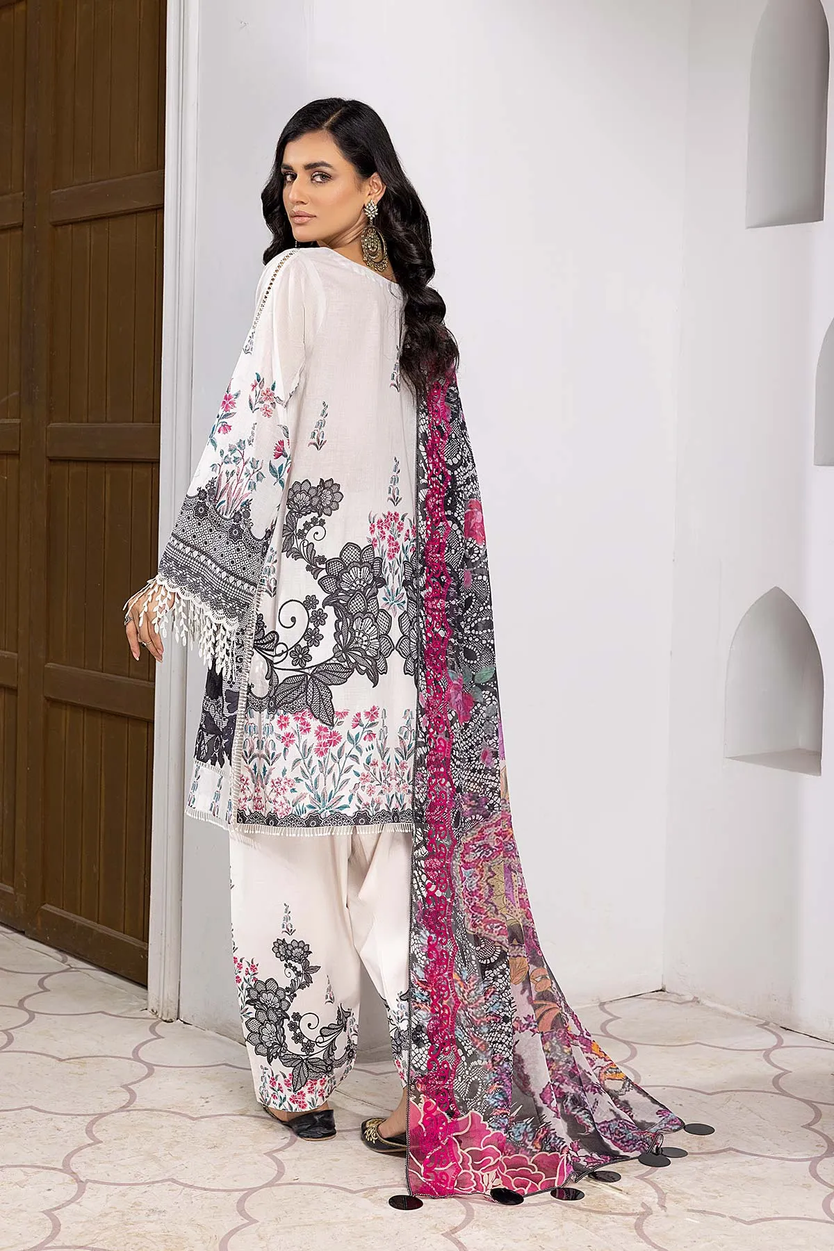 3-Pc Charizma Lawn Printed Suit with Embroidered Dupatta PEC22-59-S