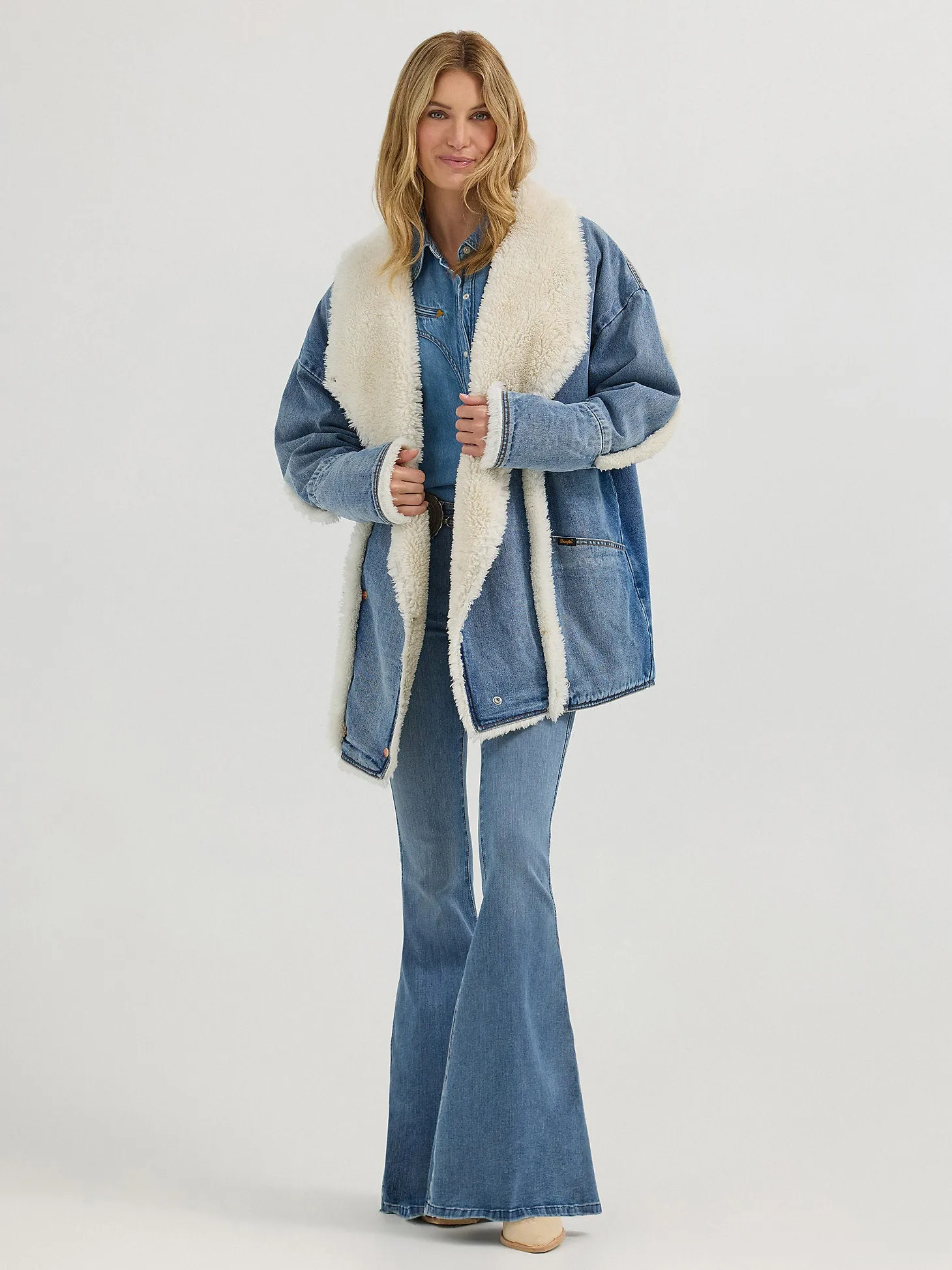 Lainey Wilson Iconic Sherpa Coat