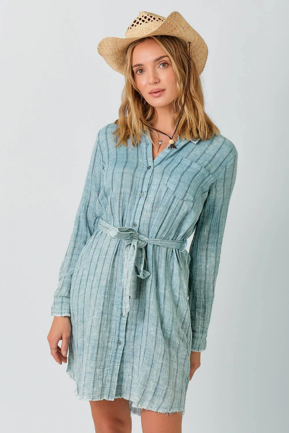 Mystree - 60633 Washed Stripe Shirt Dress: Washed Off White Stripe / Medium