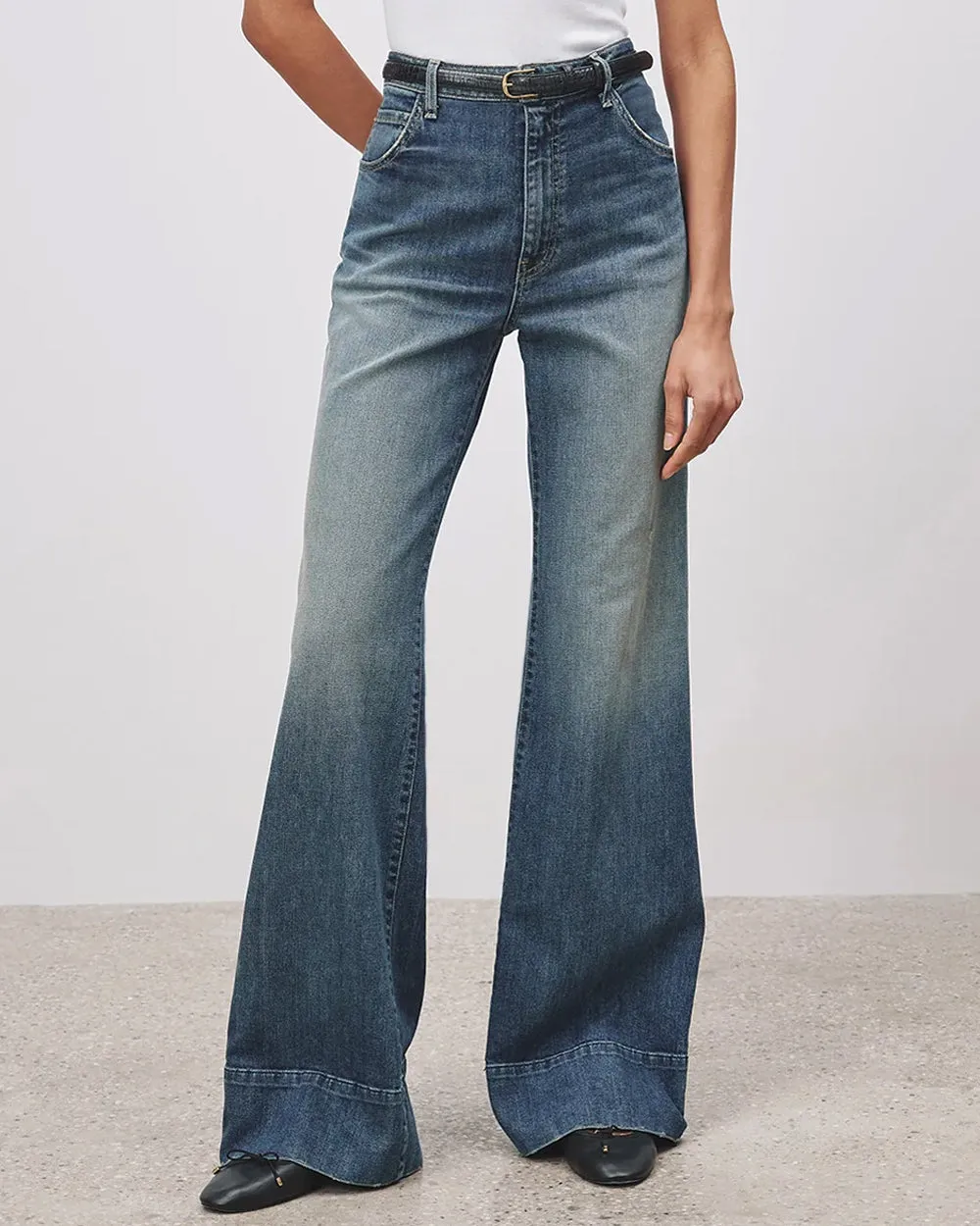 Nadege Wide Leg Jean in Classic Wash