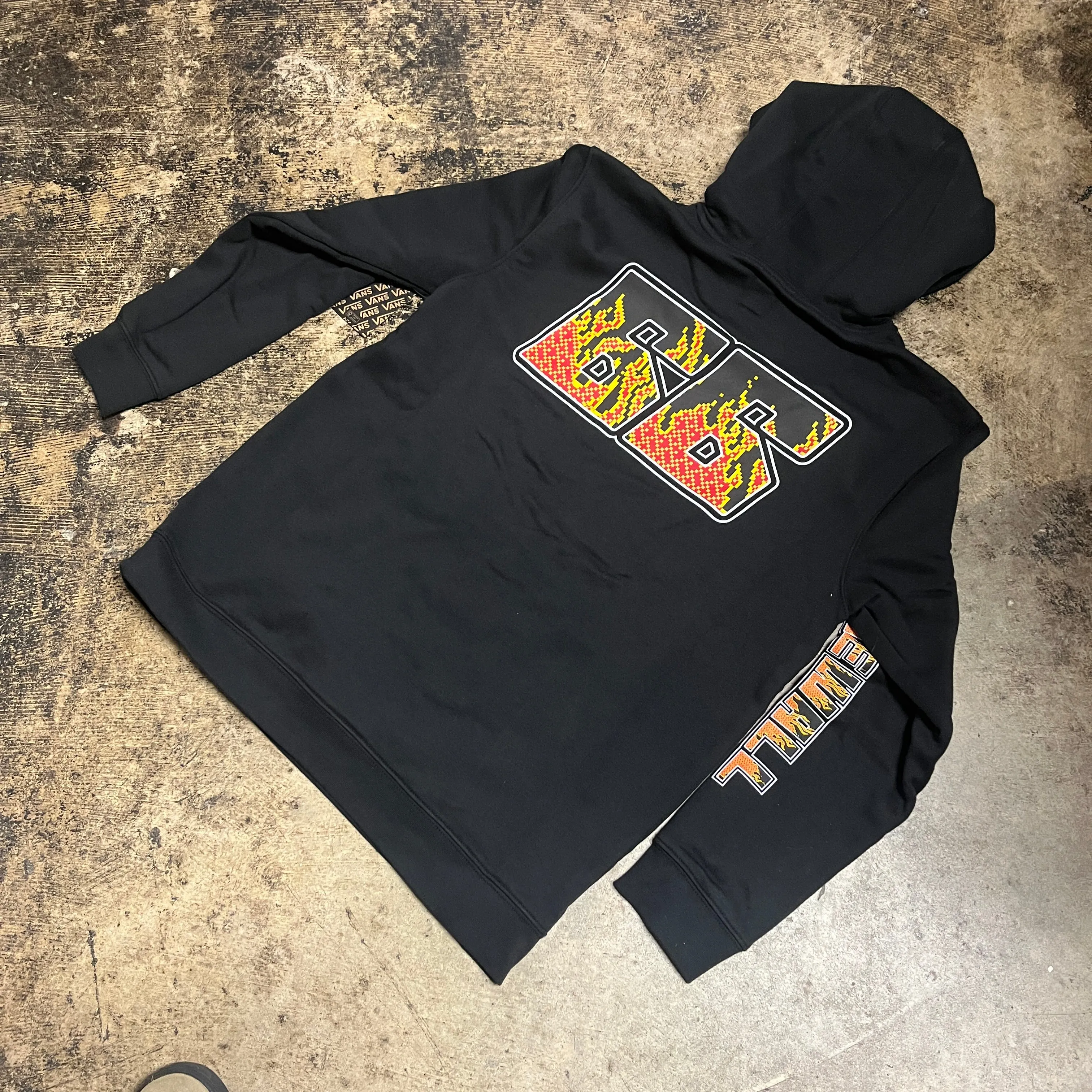 VANS YOUTH DIGI FLAMES HOODIE (BLACK)